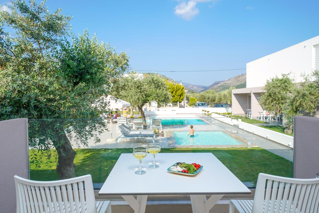 Olivia Resort Potos Exterior photo